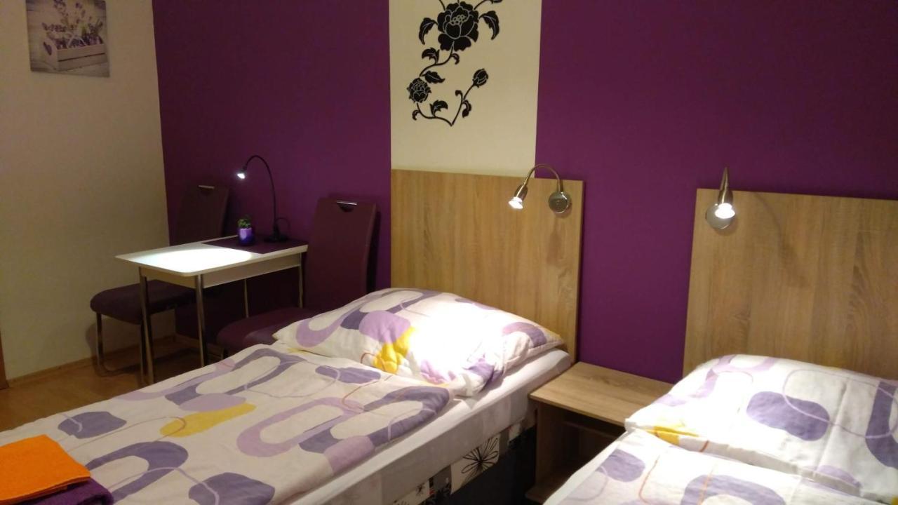 Apartmany - Penzion Smetanka Ceske Budejovice Eksteriør billede