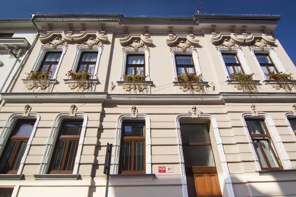 Apartmany - Penzion Smetanka Ceske Budejovice Eksteriør billede