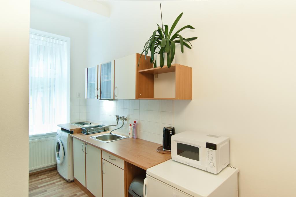 Apartmany - Penzion Smetanka Ceske Budejovice Eksteriør billede